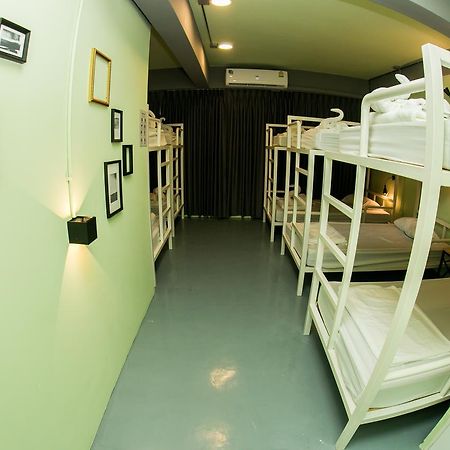 Samsen 8 Hostel Bangkok Dış mekan fotoğraf