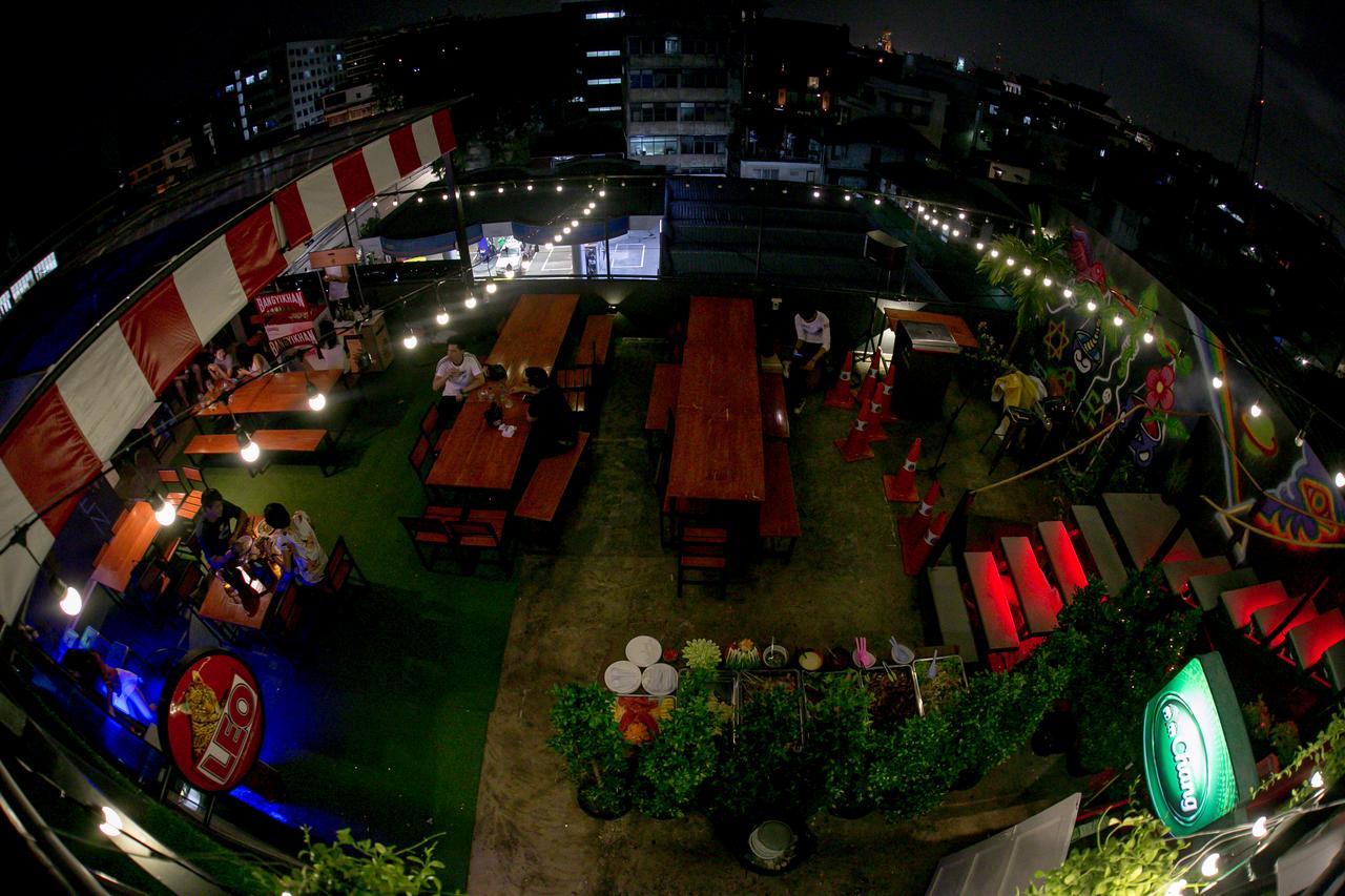 Samsen 8 Hostel Bangkok Dış mekan fotoğraf