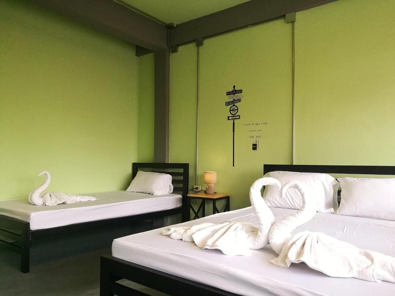 Samsen 8 Hostel Bangkok Dış mekan fotoğraf